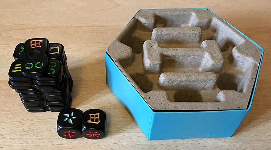 Cobra Paw': Develop Your Ninja Skills in This Tile Grabbing Game